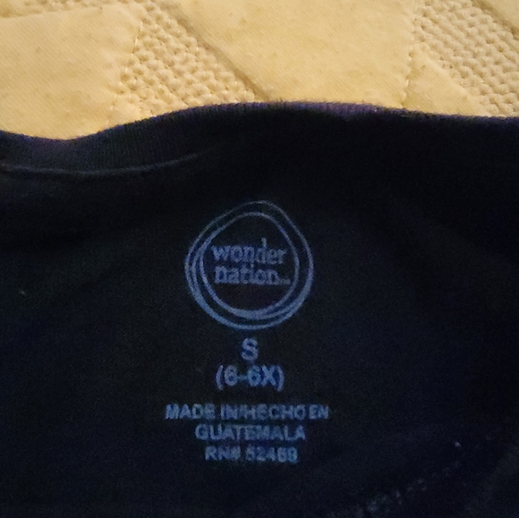 4 girls shirts - Picture 9 of 12